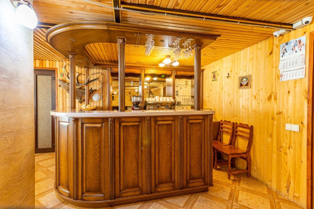 Zeleniy Bir Hotel Boekovel Buitenkant foto