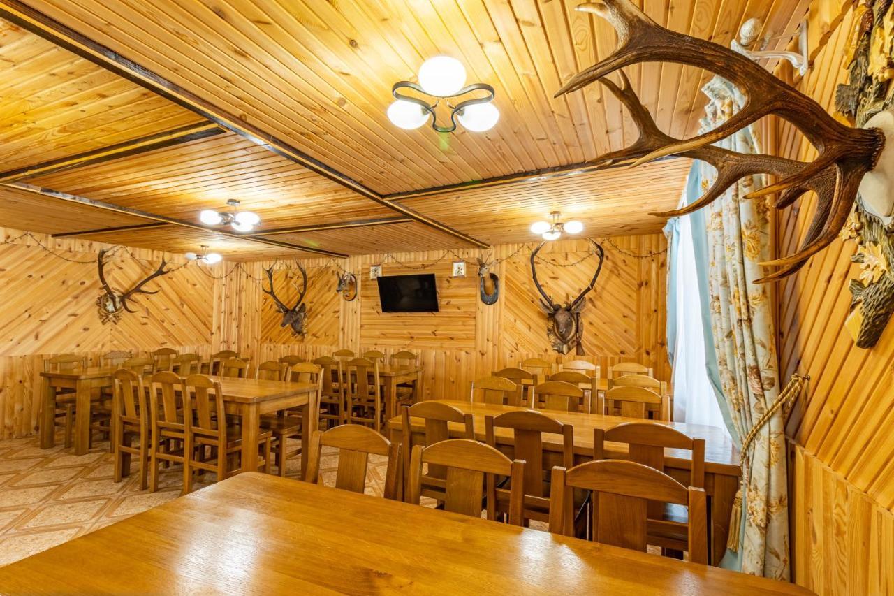 Zeleniy Bir Hotel Boekovel Buitenkant foto